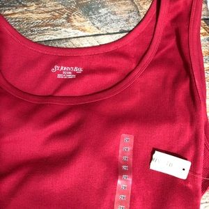 ST. JOHNS BAY RED TANK TOP NWT